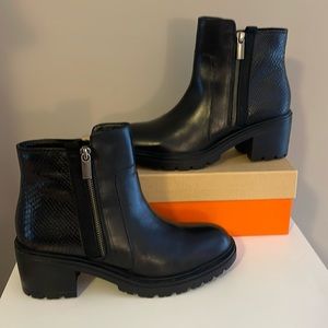 Geox Respira - Italian Patent bootie. Inside zipper, outside decorative zipper.